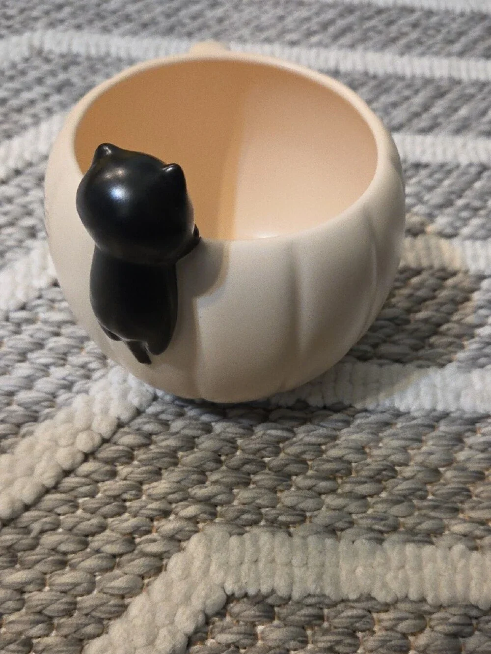 LAST SET-Starbucks Mug with Black Cat Accent & Cat Barista Key Chain
